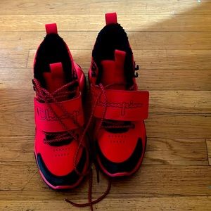 Brand new Champion Bromad RB. Size 7.5 men